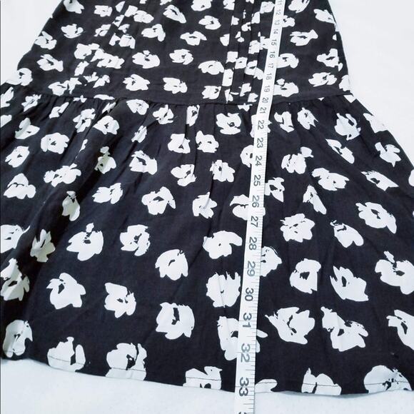 Coincidence & Chance Drop Waist Pleated Crewneck - Picture 4 of 9